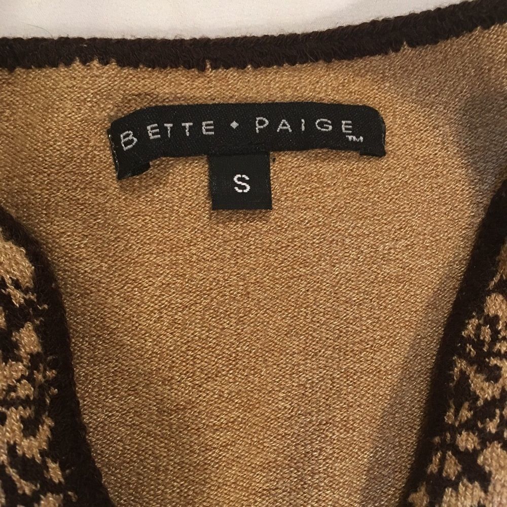 Bette Page Caramel Sweater With Brown Stit… - Picture 4 of 9